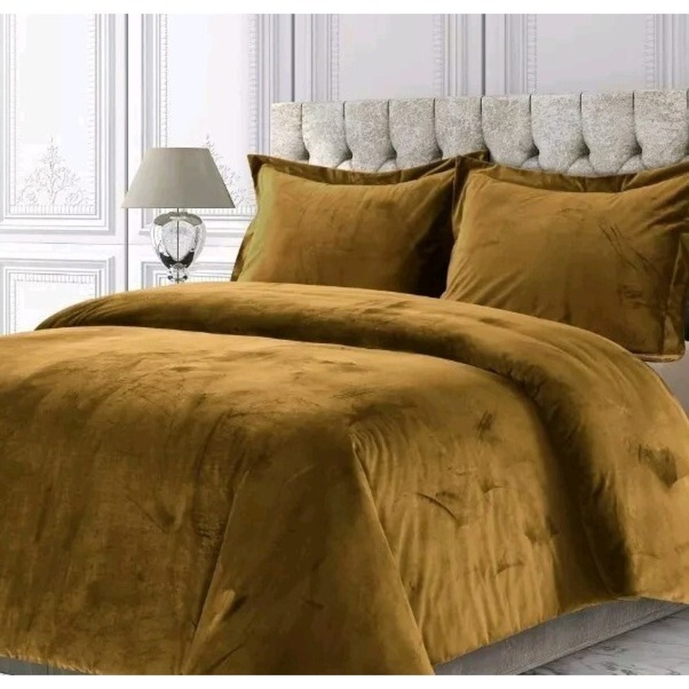 Venice Velvet Oversized Solid Duvet Set, Queen, Camel